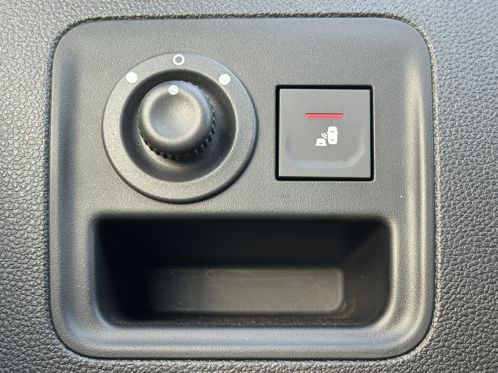 47448475-33.jpg